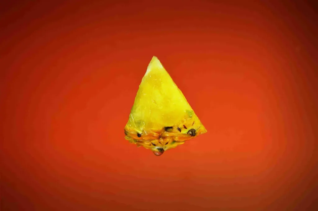 Jak wygląda zepsuty ananas? Podpowiadamy!