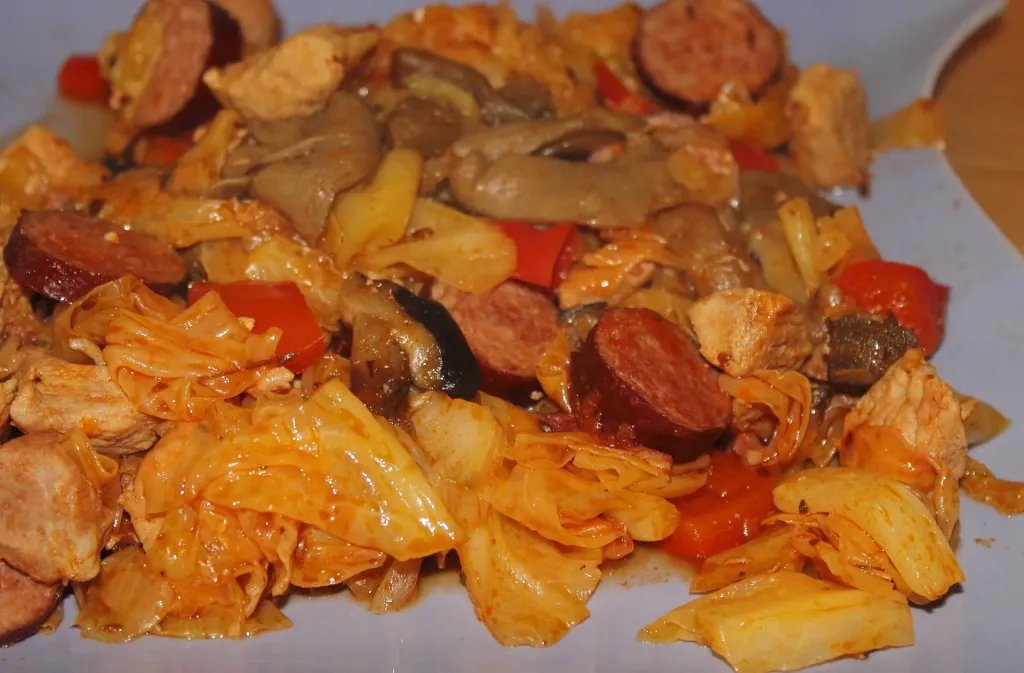 Ile kalorii ma bigos?